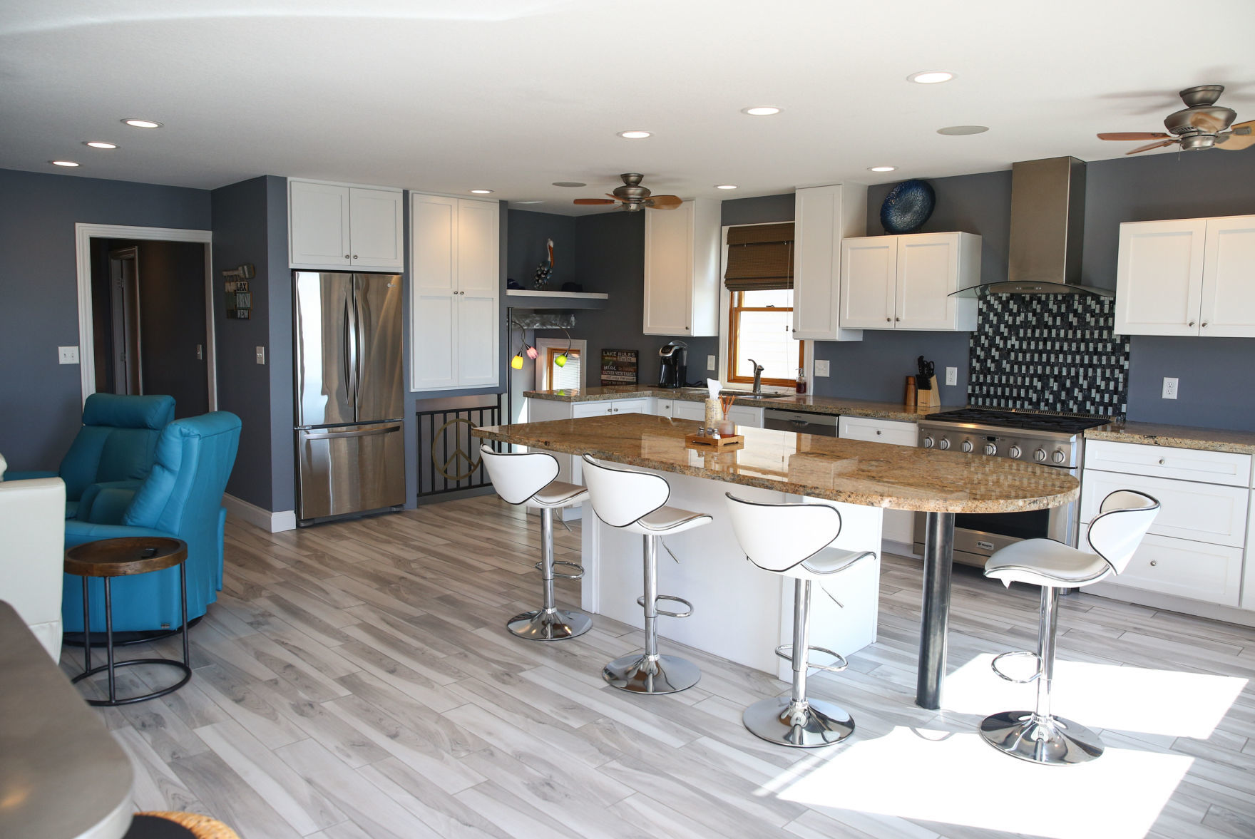2111 N Shore Dr - Clear Lake (3).jpg